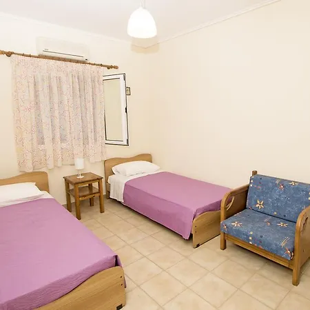 Lukia Mare Semesterbostad *